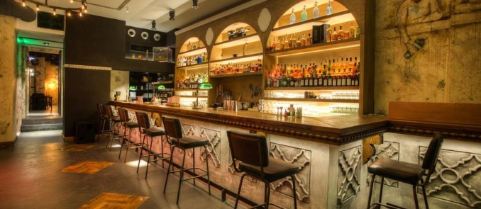 Δύο αγαπημένα ελληνικά μπαρ στα καλύτερα του κόσμου